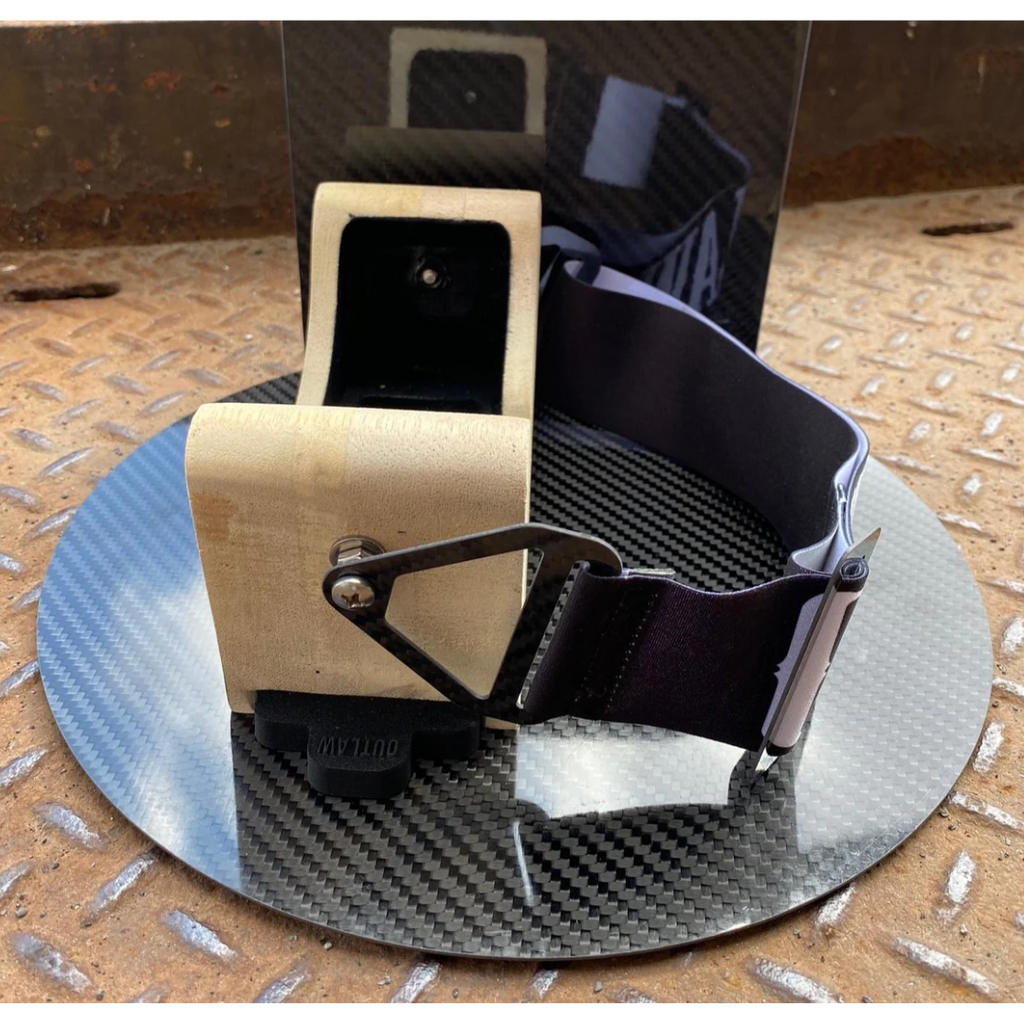 Shop OH CANADA Edition! Outlaw Carbon Fibre Pancake Hood Canada Welding Supply